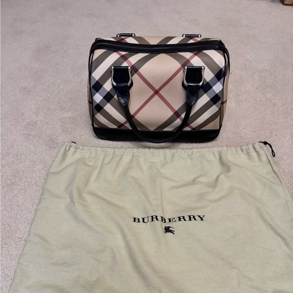 💯 Authentic Burberry nova check bowling bag - Picture 8 of 8